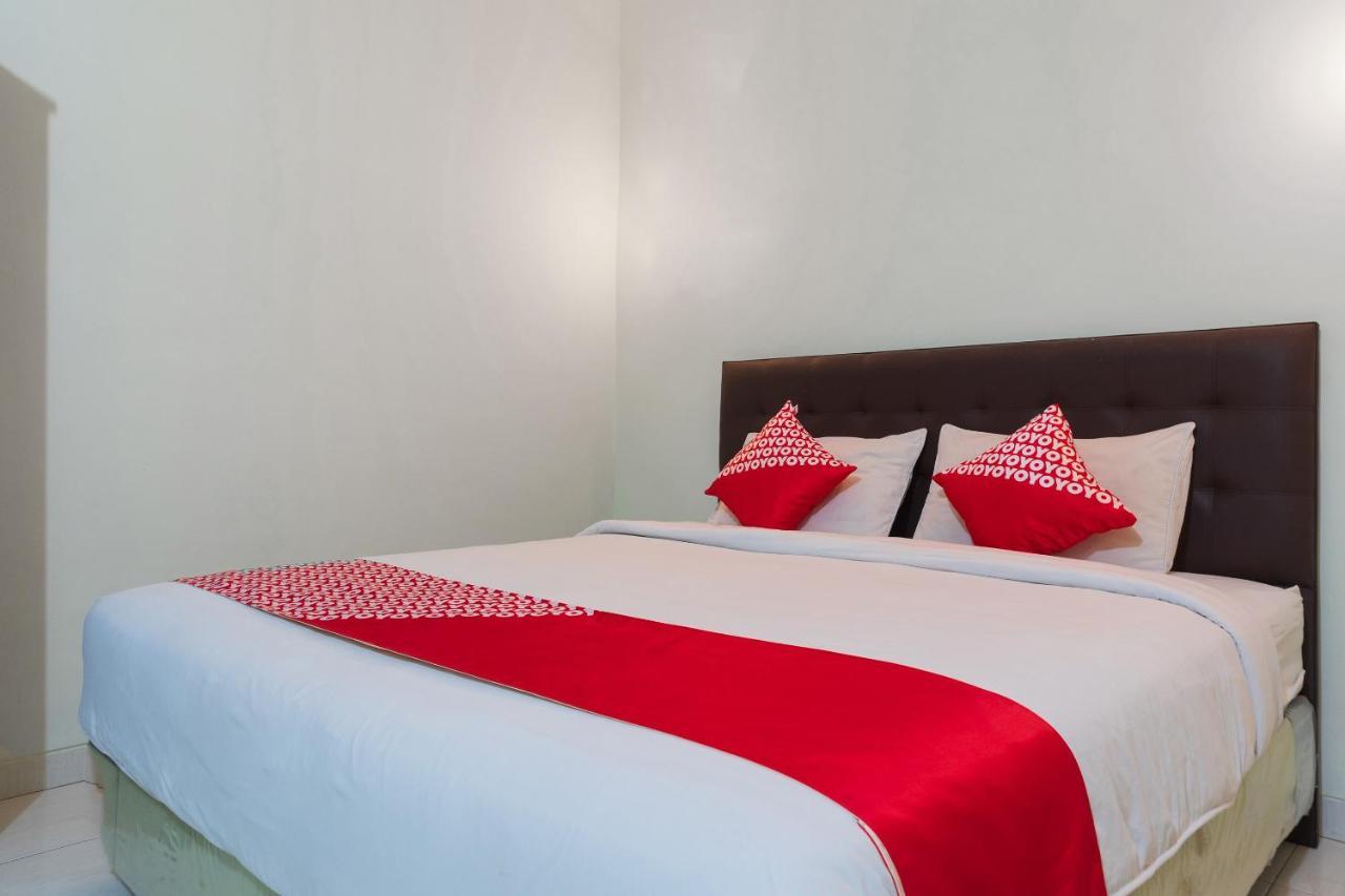 Super Oyo 1682 Greenia Hotel Kupang  Extérieur photo