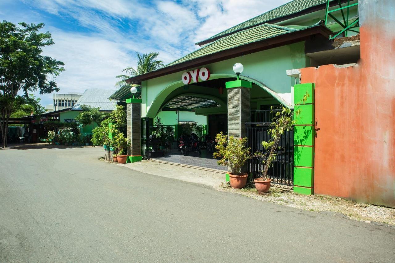 Super Oyo 1682 Greenia Hotel Kupang  Extérieur photo