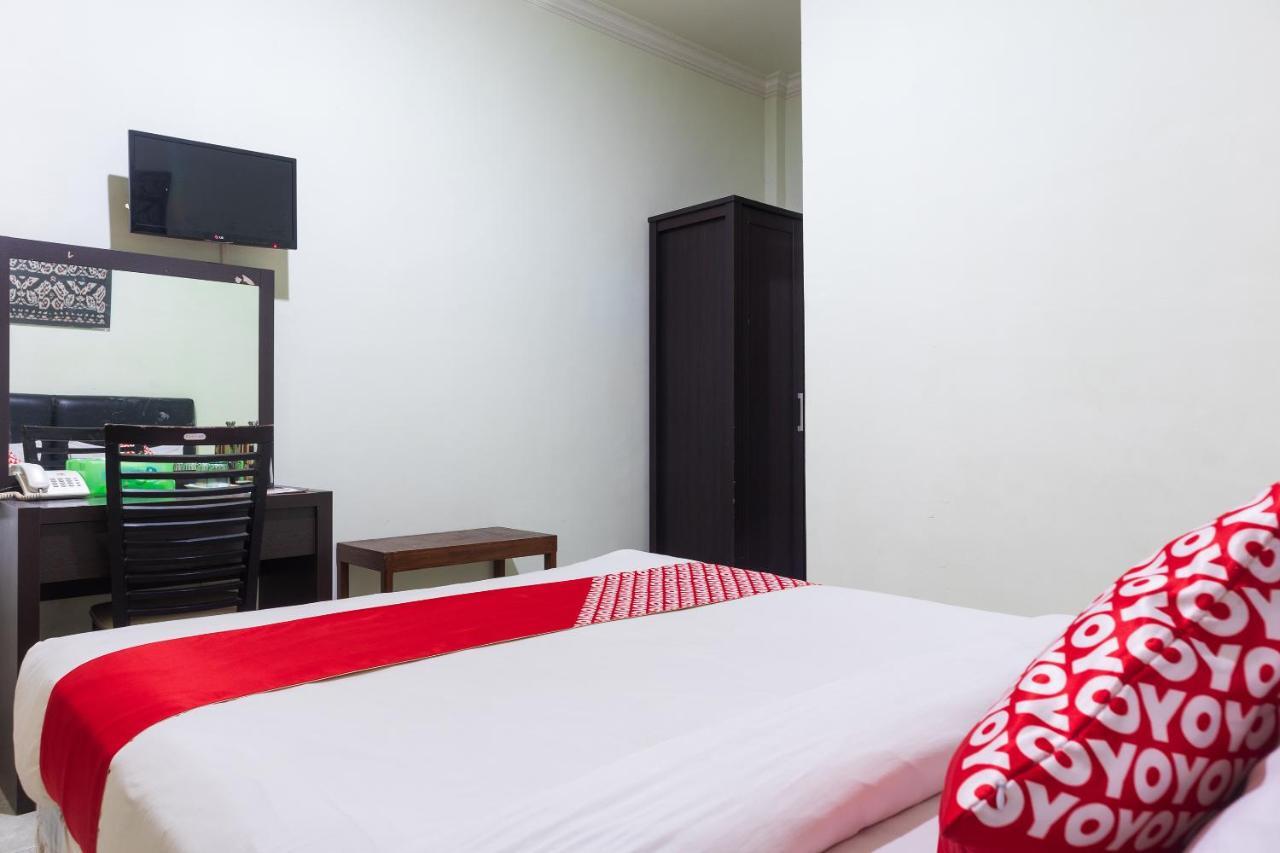 Super Oyo 1682 Greenia Hotel Kupang  Extérieur photo